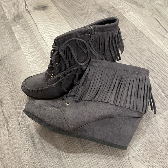 City Classified Wedge Boots size 9 - Picture 1 of 6